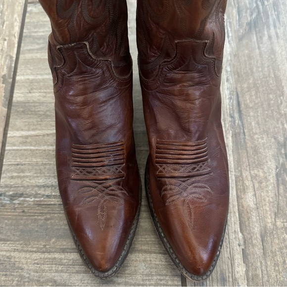 DAN POST COWBOY BOOTS WINGTIP BROWN STITCHED LEATHER, #16782 SIZE 9D, VINTAGE - Picture 5 of 12